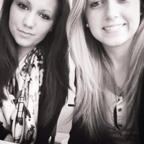 twaalfdriedertien♥     '   Lieffie, Je bent als n zusje voor me.. Sister from another mister! You are my better half, Kusje Char.  ♡ 