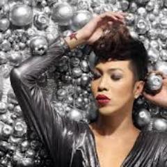 Sa May 17,2013 na po ang concert ng ating pinaka mamahal na si VIce Ganda
kaya wag nang mag pa tumpik tumpik pa karakaraka na