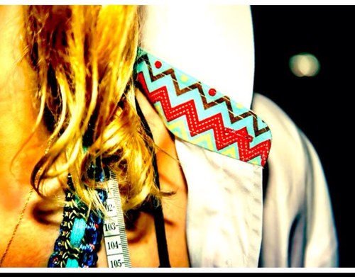 Bringing you the best in custom picks, info, and brands. Express yourself. Go custom.