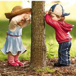 larasmutmainah's profile picture. 