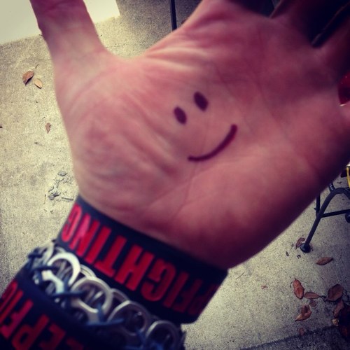 keepfightingfnd's profile picture. #keepfightingfnd a movement to stop self harm. Bracelets and short films to come :) #staystrong #keepfighting