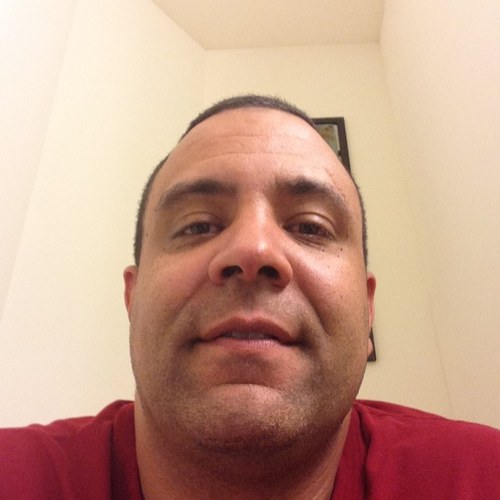 Husband, Dad, English Teacher, Football Coach, Champion Thumb Wrestler, Lover of all things food related!