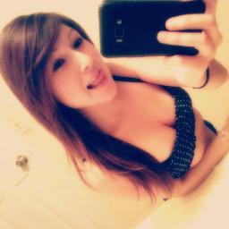 Cali•20•Hispanic•kik: flawless6992