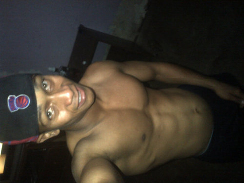 elbiafra__2710's profile picture. 