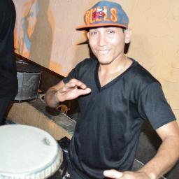 percussionista, atualmente na banda newhit
