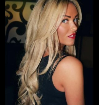 lollilou25's profile picture. Proud owner of small salon with the big reputation @hairhutessex and loving girlfriend of @djwplumbing