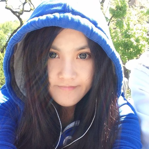 Vivian1021's profile picture. 