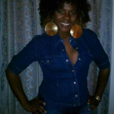 Profile Picture of Amelia Redd (@amelion82) on Twitter