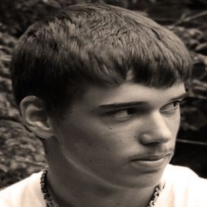 j02_juan's profile picture. Marketing guru loves mHuman resources representativeusic