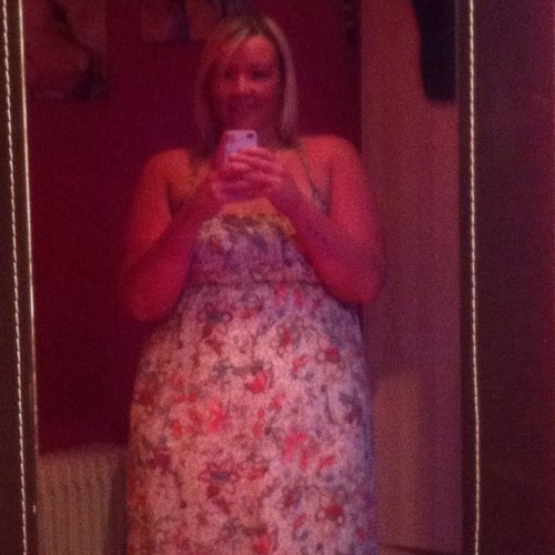 80kgtolose's profile picture. Im a 22 year old female on a weight loss journey! Need help from #fitfam! SW:147.3kg (3/1/13) CW:113.5kg GW 2013 90kg UGW FIT & HAPPY