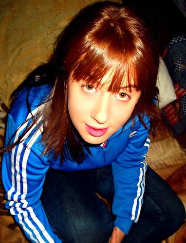 lauraabad19's profile picture. .SIEMPRE 17