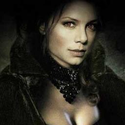 Head of the Justice League, I'm Mina, vampire but a woman above all. Finally, I don't bite unless I'm really hungry. #Single [Multiverse]