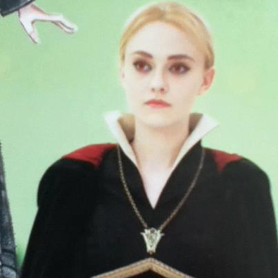 [V] @RP_TwilightSaga | Volturi Guard |Pain Illusion| @ITS_AlecVolturi 's sister| Blonde,Red
Eyes,Sadist and Beautiful| #DreiFreunde #VolturiFams #TheBatakers