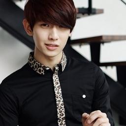 ริ ฟ เ ร น :: หล่อ ดูดี มีสไตล์(?) ทวิตนี้งดกวนตีน งี่เง่า งอแง ไม่งั้นเจอเหวี่ยงกลับ.. เตือนแล้วนะครับ (ก่อนฟอลคิดดีๆ ระวังรกTL.)  #typeO #REFRAIN
