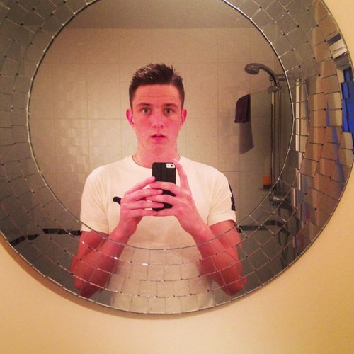 leehagger95's profile picture. I am who I am, you dont like it piss off