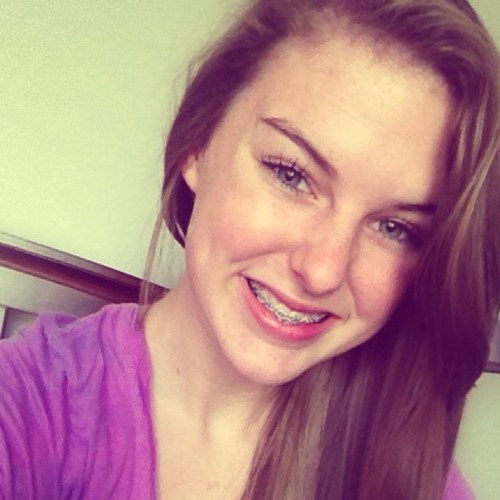 Carrrolllinnnee's profile picture. #DontBeASpork