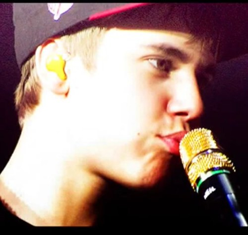 BOY BELIEBER !!!!!!!