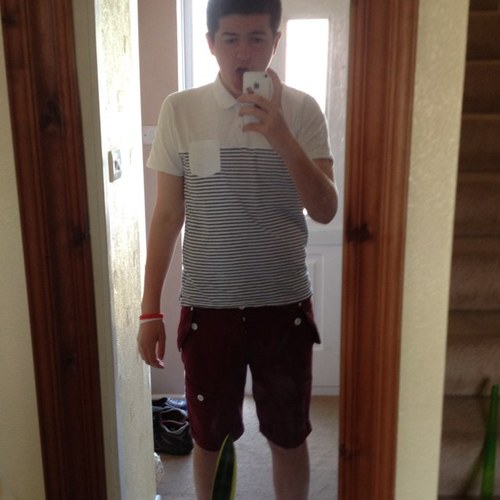 Just an ordinary guy :) love handball, football, tennis, basketball! 
Follow4follow