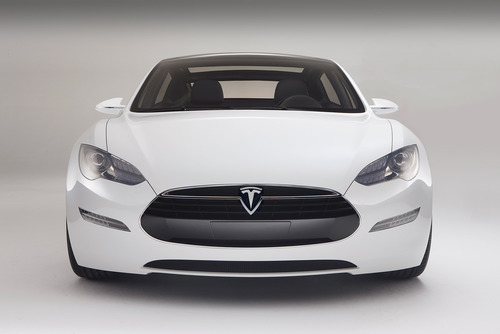 Electric Vehicle Stories tweets everything about Tesla Model S from the first person perspective! Find out how it is to own and drive an electric vehicle.