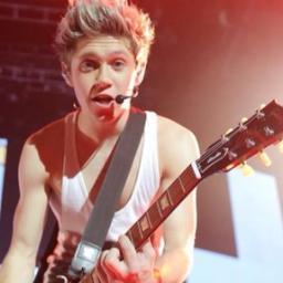 NiallPoms's profile picture. 