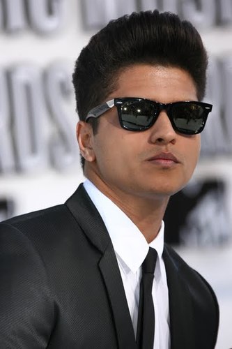 Bruno Mars Marry me ?