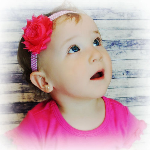 We are a unique Bowtique that carries new & trendy hair Bows, Headbands, and FUN Accessories. Owned by Mom CEO @Lsoto6 #fashion #mom #hair #bows #kids #girls