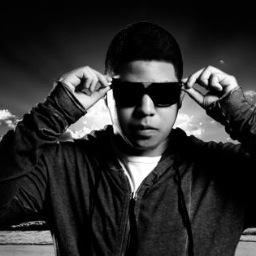 Dj/Producer born in Colombia, living in Holland.
Check out my Productions and Remixes http://t.co/9uk90sLxF9
