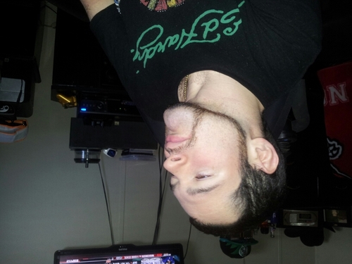 A white handicapped/Rapper from North Cack/Dat writes tracks/Erryday 2 prove dat/He's wack