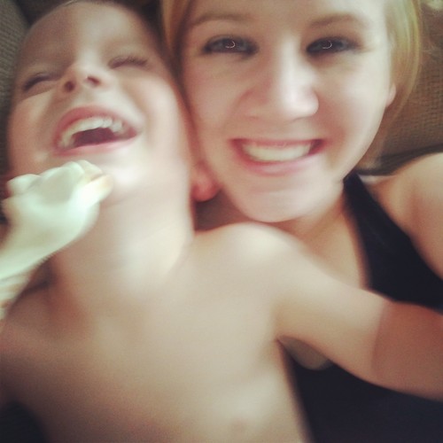 Risaraeluvshunt's profile picture. {mom} & {gemini} ♋️ & {photogtaphy} & {love my welder}