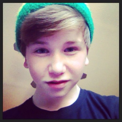 Im new to this, follow me? I follow back :-D