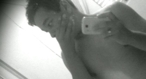 nao vou me descrever , oq os outros falarem vc ira acreditar