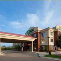 _HIExpress's profile picture. My name is Reeta and I operate Holiday Inn Express Northville's social media channels. Here to listen and respond to our guests! #hiexpress #staysmart