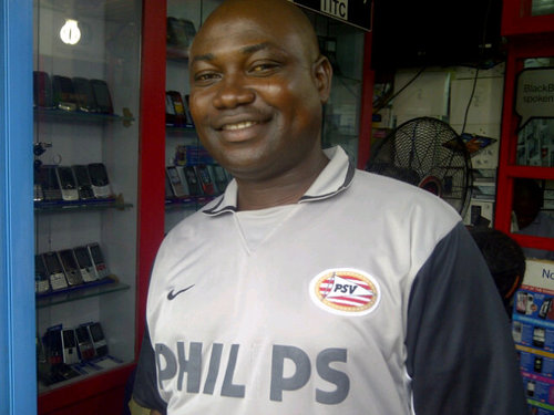 Am cool easy going guy am determined to be an achiever and focus also hard working but take no nonsense
