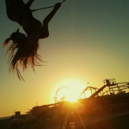 vanessarayy's profile picture. 