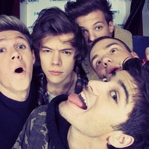 somethingreal97's profile picture. 13. Enamorada de esos 5 chicos de las escaleras. Soy como soy, si te gusto bien y si no te vas por donde has venido. 'Quien te quiere, te busca.'