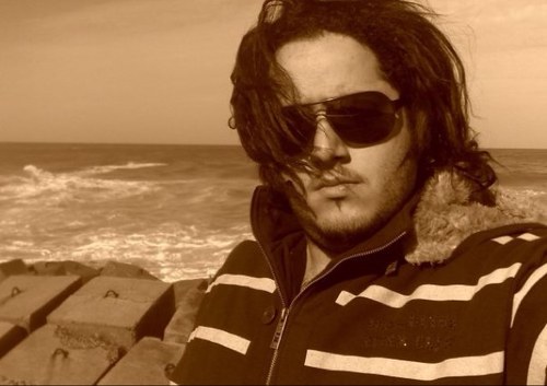 1ahmed_morsy's profile picture. ثق تماماً. . من غادر فقط ازاح..مكاناً لشخص جديد وكلما قل عددهم في قلبك كلما قل همك كن كما انت.ولاترهق نفسك بتصنع ... تابعني اتابعك