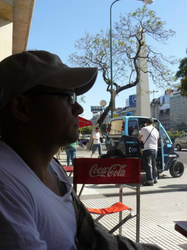 Hombre humilde de casta provinciana que lucha con pujanza por la superación!!!