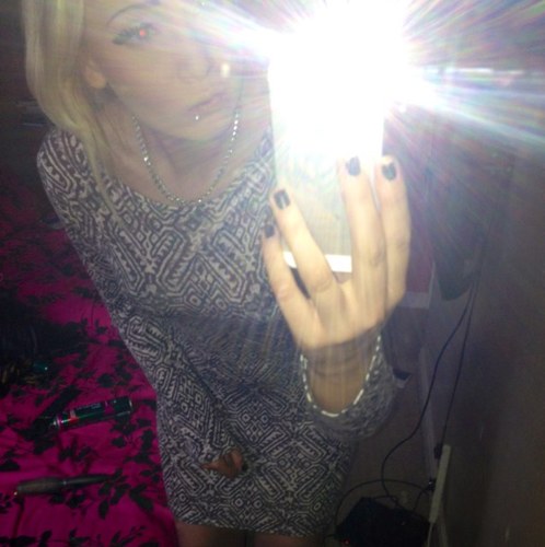 GenaStupid's profile picture. basically a bit of trash from sheff, i follow back. the end!