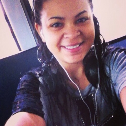 Hmm Yep Its Mageline : ) Shes Ah Senior C/O 13 , Currently 18 && Def Not Ya Average Chick ! Follow Her && She'll Follow Back .
