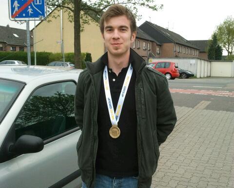 Mein erster Marathon in sechs Monaten. Gefinisht im April 2013 in Düsseldorf. Begleite mich auf meinem weiteren Weg