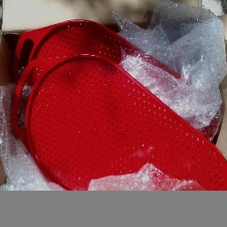 Inventor de productos plásticos, primer producto patentado Colador Plano y cuatro en espera. Busco distribuidores, financiación o interesados en general.