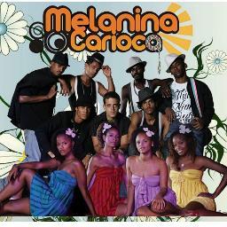 Deixando se envolve com a Banda @melaninacarioca  Tenho um amo grande por vcs ..