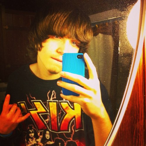 Hi im kota go to http://t.co/tR0rsLcnOP for my youtube page