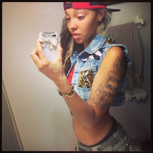 *~Shaylynn Wilson Insta:Luckyy18 Skype:luckyy_clover7 Tumblr:http://t.co/kCcOUCJUJY ! From San Jose California 18 years old! *~