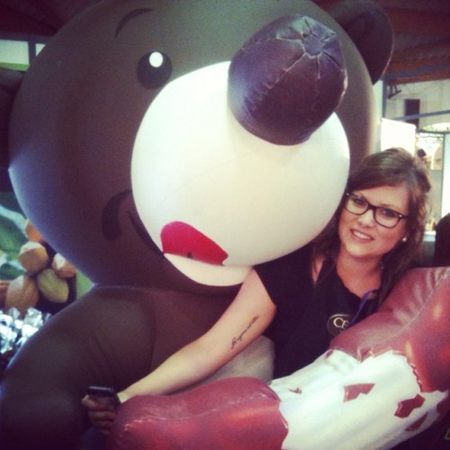 Caroline_Izd's profile picture. M2 Communication | Assistante de communication groupe CÉMOI chocolatiers | shopaholic & grande gourmande !