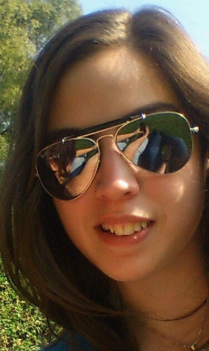 SOBarousse's profile picture. Única, amorosa y cantante amateur. Intérprete, traductora y comunicóloga. Estudiante MBA