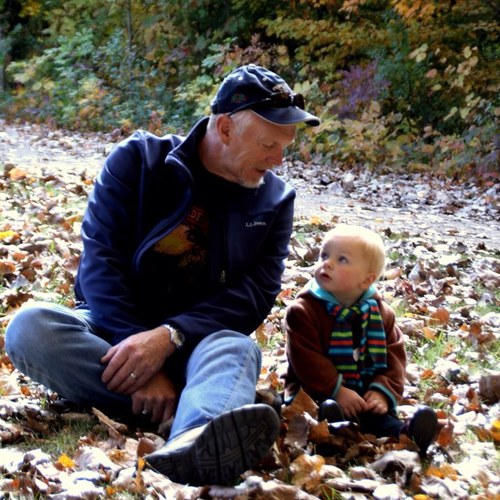 long-term IT professional; IT architect; data center hobbyist with yearnings towards more; husband/father/grandfather; good food and wine - yum; veloist&golfer