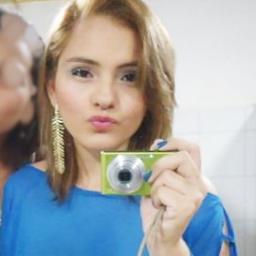 Já não aguento essa saudade de te abraçar, de te beijar e te querer.
— Gusttavo Lima