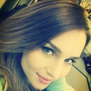 Simplismente te amo @Raquel_Bertani Since:08/04/2012
