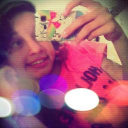 - ME LAMBE ;9 ;  meniiinaã qq. sonhaa com fiiiinaal feliiiz , querendoo oo mõo *-* ,, viiveendoo & aprendendoo s2